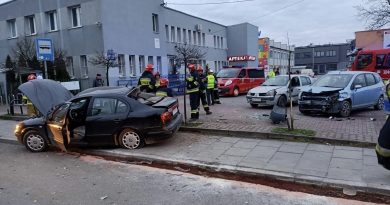 Duże zderzenie 3 samochodów w miejscowości Igołomia!